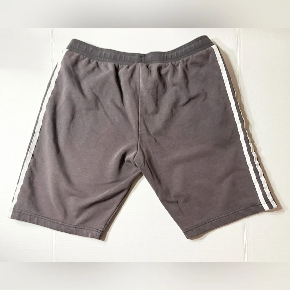 Adidas Original Essentials Three‎ Stripe Sweatshorts Gray Pockets Small Shorts